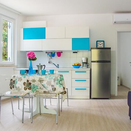 Apartments Punta By Sea Умаг Екстериор снимка