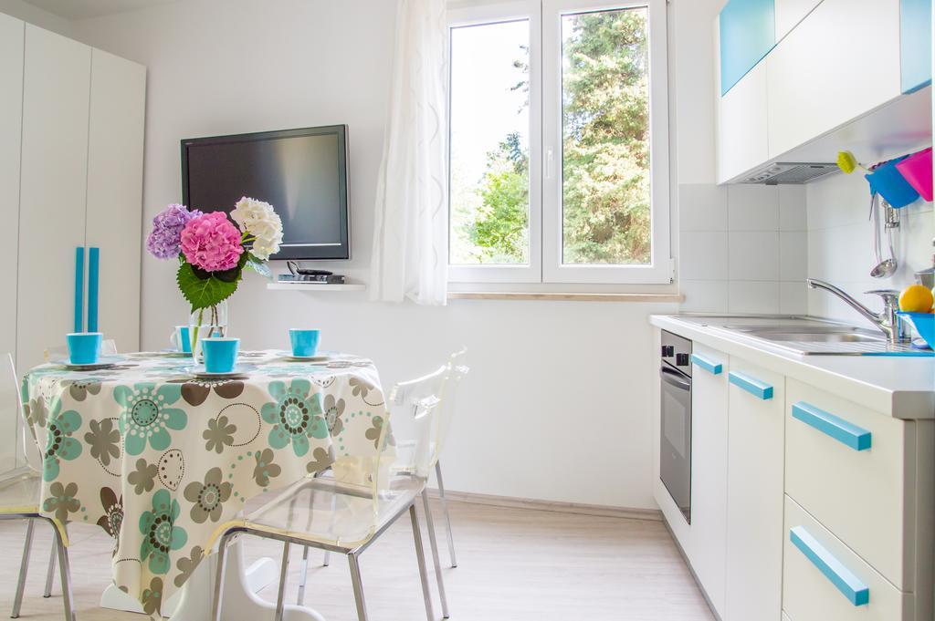Apartments Punta By Sea Умаг Екстериор снимка